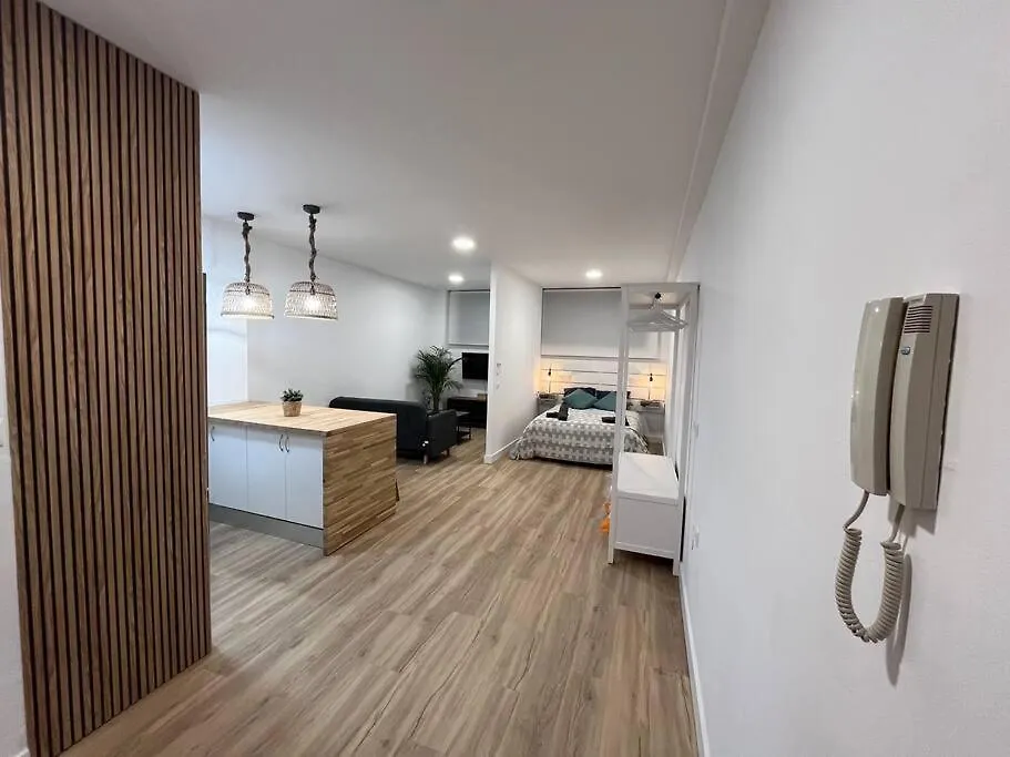Loft De Diseno En La Playa Apartment La Cala Del Moral 0*,